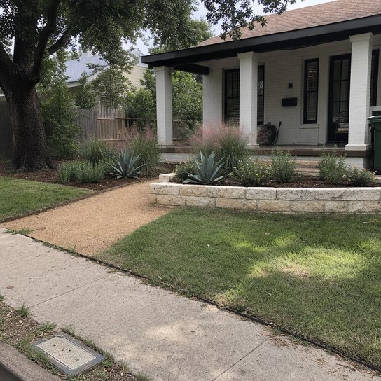 512 Luxury Landscaping in Austin, TX