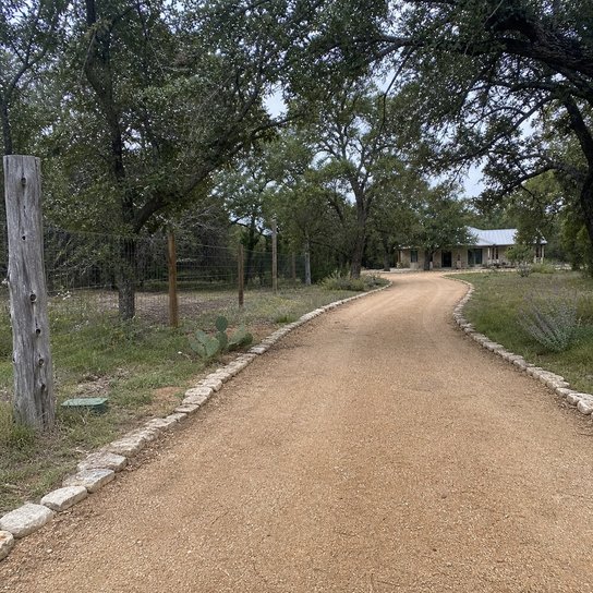 512 Luxury Landscaping in Spicewood, TX