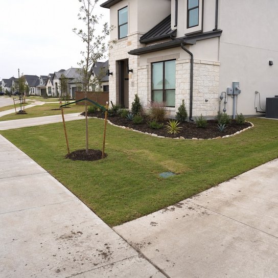 512 Luxury Landscaping in Leander, TX